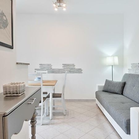 Lungo Dora With Balcony And Panoramic View Turin Exterior photo