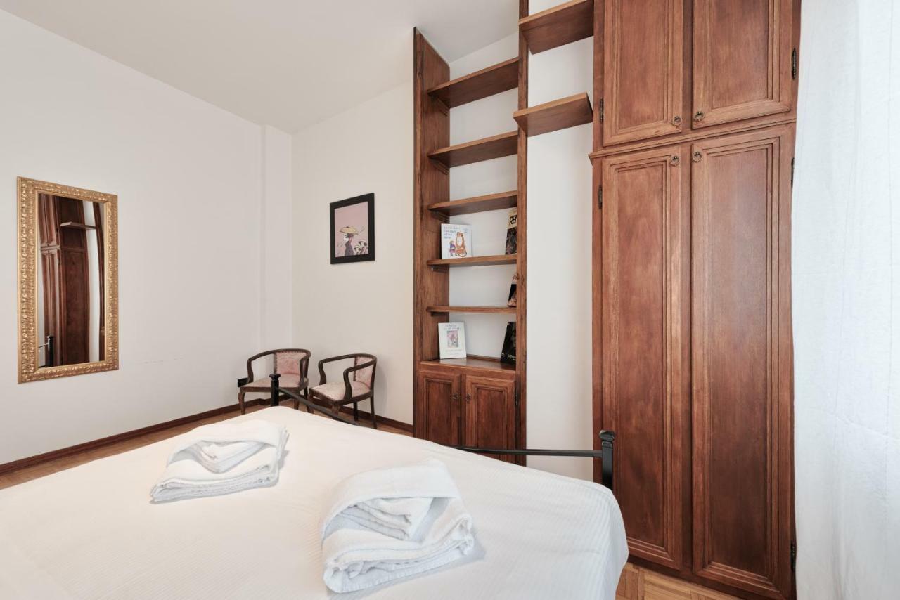Lungo Dora With Balcony And Panoramic View Turin Exterior photo